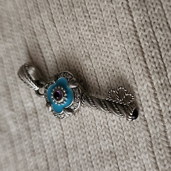 Judith Ripka Key Pendant, Retired Rare. - Picture 3 of 5